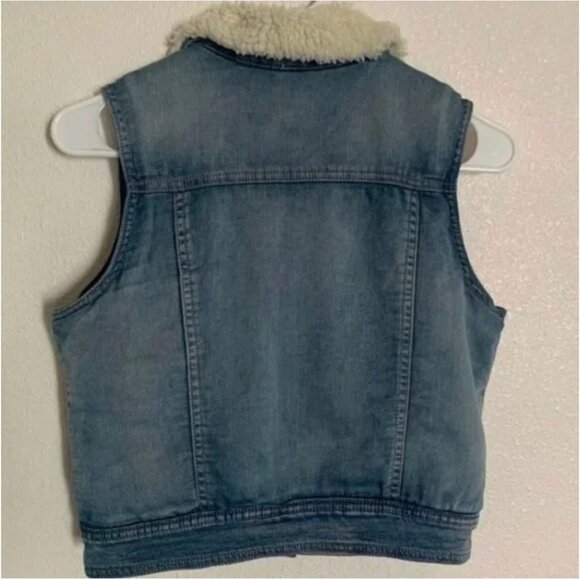 Cat & Jack Faux Fur Denim Vest Jacket L (10-12) - Picture 2 of 8